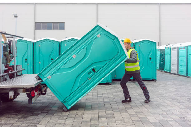 Portable Toilet Options We Offer in Lillian, AL